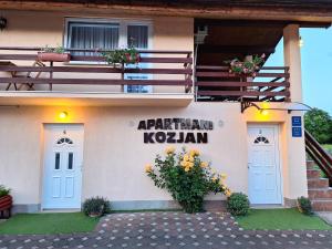 Exteriér alebo vchod do ubytovania Apartments Kozjan