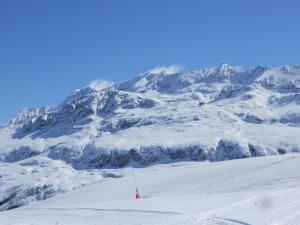 Appartement confortable au pied des pistes avec vue imprenable v zimě