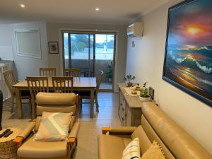 Istumisnurk majutusasutuses Inverloch Cabins & Apartments