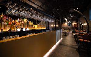 Zona de lounge sau bar la Mercure Liege City Centre