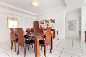Gallery image of Crow`s Nest Fish Hoek in Fish hoek
