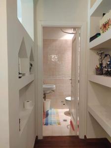 A bathroom at Casa Vacanza Villa Filomena
