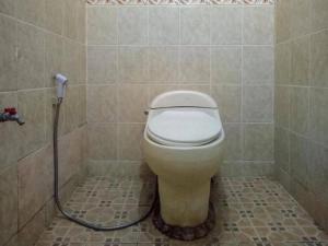 Φωτογραφία από το άλμπουμ του RedDoorz near Balai Kota Makassar σε Μακασάρ