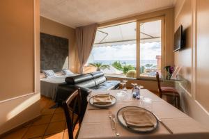 Zona d'estar a La Risacca Relais B&B