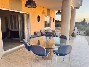 Ảnh trong thư viện ảnh của Chambre vue mer dans Villa à la Marina ở Alicante