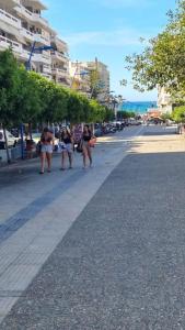 Gallery image of Cozy apartment near the beach in Áyios Andónios