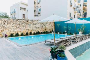 Kolam renang di atau dekat dengan Suite 8 at Palazzo Seraphim Boutique living in St Julians