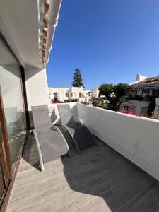 A balcony or terrace at Estepona - Playa - 1 dormitorio con terraza Pi42