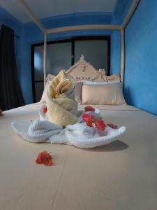 Jídlo v hotelu nebo okolí + 25 fotografií