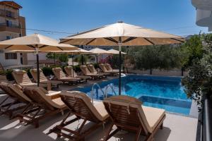Bassein majutusasutuses Monel Hotel või selle lähedal