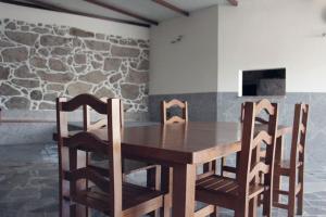 Μια τηλεόραση ή/και κέντρο ψυχαγωγίας στο Casa na Aldeia 2ºAndar