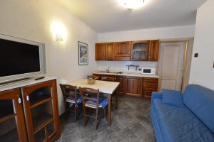 Kuchnia lub aneks kuchenny w obiekcie Residence Au Vieux Grenier