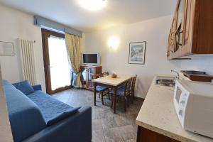 Kuchnia lub aneks kuchenny w obiekcie Residence Au Vieux Grenier