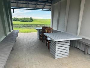 Balkón nebo terasa v ubytování Mūsa Kemping