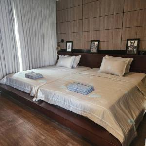 Ένα ή περισσότερα κρεβάτια σε δωμάτιο στο CHILCHILL Hotel Riverside