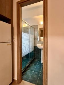 Phòng tắm tại Lia's luxury apartment - near airport