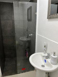 Un baño de EasyHouse