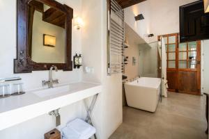 Łazienka w obiekcie Hotel Boutique V