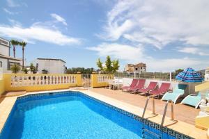Bazén v ubytování Apartment Paradise T2 - Fuseta nebo v jeho okolí