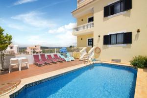Bazén v ubytování Apartment Paradise T2 - Fuseta nebo v jeho okolí
