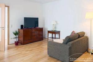 Μια τηλεόραση ή/και κέντρο ψυχαγωγίας στο Apartment in der Strohsackpassage - Zentrum HBF Oper