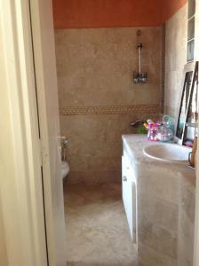 Koupelna v ubytování Maison Djerba Carthage