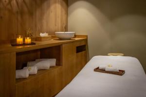 Lázně a/nebo wellness v ubytování Hôtel & Spa Le Maury, Vannes, The Originals Boutique