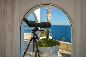 Ein allgemeiner Meerblick oder ein Meerblick von der Villa aus
