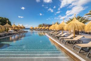 Piscina di Barceló Tenerife o nelle vicinanze