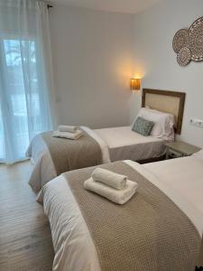 Llit o llits en una habitació de Villa Casita, New!!! Pool & Terrace