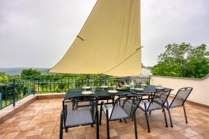 Balkon lub taras w obiekcie Villa Aqua