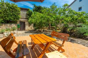Ogród w obiekcie Apartments Villa Temer