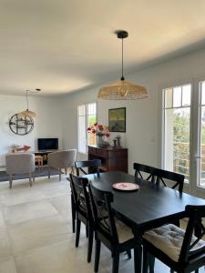 Galeriebild der Unterkunft Maison Neuve 3 Chambres avec jardin à 200m du port de la Teste in La Teste-de-Buch