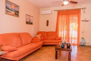 A seating area at La luna house