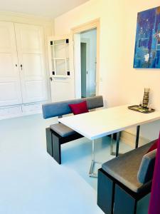 Posezení v ubytování Wohnung im Altstadthaus am Rhein