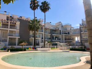 Bazén v ubytovaní Denia Mar Apartment - Mar Baltic 5 alebo v jeho blízkosti