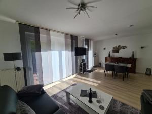 Posezení v ubytování Stadtoase am Rathaus Emden
