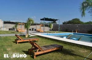 Πισίνα στο ή κοντά στο Complejo el Buho 1