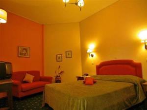 Afbeelding uit fotogalerij van Hotel Elvetia in Karpenisi