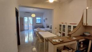 Gallery image of A 2 passi dalla piazza in Ustica