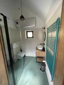 Koupelna v ubytování Kaliba Cabins