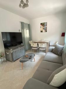 Fotografie z fotogalerie ubytování Comfy Myrvalis Apartment v destinaci Agía Triada
