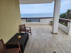 OCEAN FRONT, Las Palmas, Villa 1320的阳台或露台