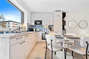 Η κουζίνα ή μικρή κουζίνα στο Stylish Luxembourg Home Near EU Institutions