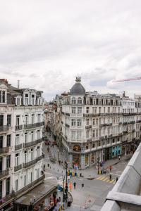 a view of a city street with buildings at New Stylish Grand place City Center Duplex in Brussels