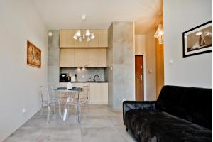 Kuchnia lub aneks kuchenny w obiekcie Wygodny apartament w Pucku
