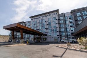 Zgradba, v kateri se nahaja hotel