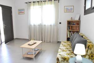 A seating area at Casa Luminosa Guesthouse