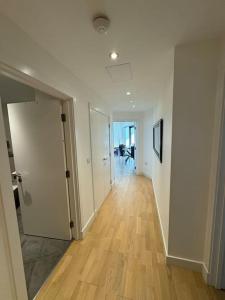 Mynd úr myndasafni af Luxury 1 bed with Pool and Sea Views í Gibraltar