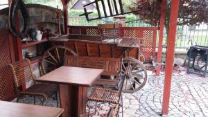 Reštaurácia alebo iné gastronomické zariadenie v ubytovaní Zámeček Kaliště